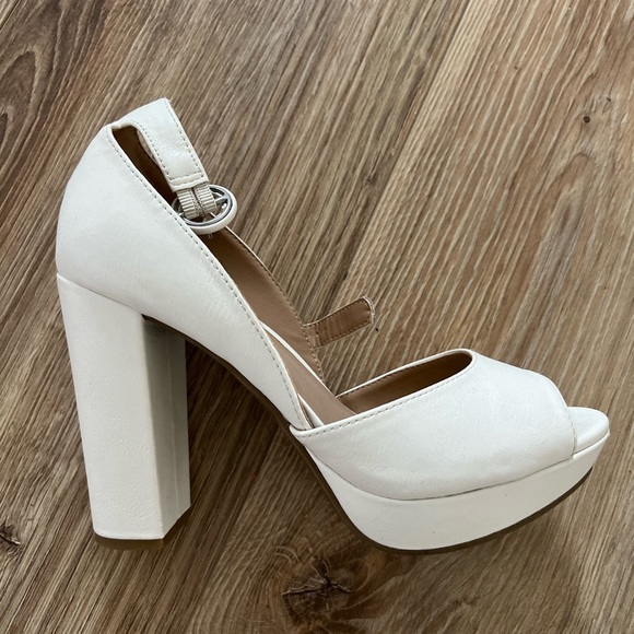 sun + stone platform sandals - Picture 2 of 6